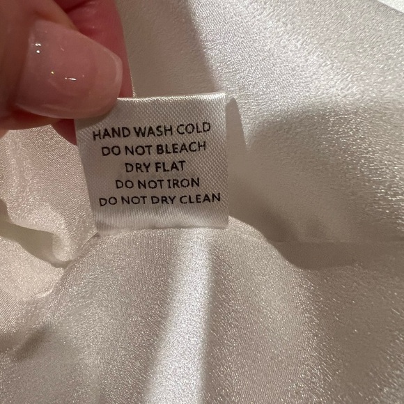 Athena Women’s open back silver chain white blazer jacket size small. - Picture 15 of 15